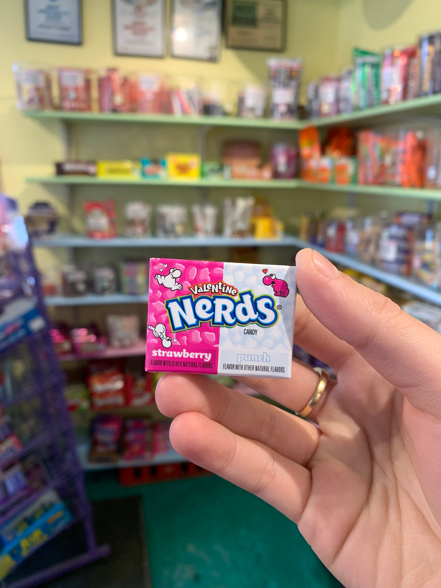 Nerds Valentine Candy Treat Size Boxes, Strawberry and Punch