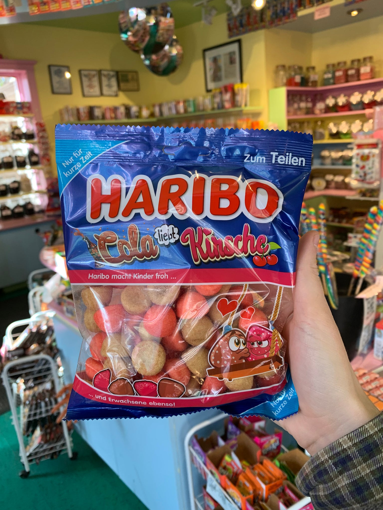 Haribo Cola Loves Cherry – Dessart Sweets Ice Cream & Candy Store